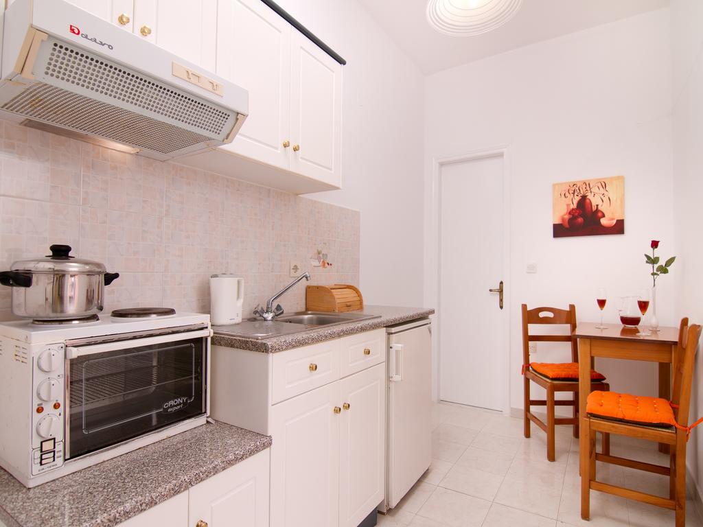 Evergreen Apartments Agios Gordios  Rum bild